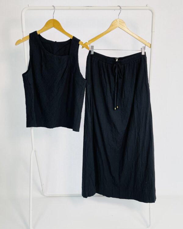 Conjunto algodão blusa e saia midi preto MELOVE - M - VENDIDO SISTEMA OTO