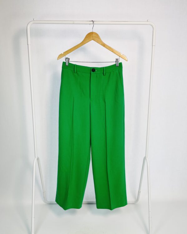 Calça verde bolsos faca e vinco na frente ZARA - M - VENDIDO SISTEMA OTO