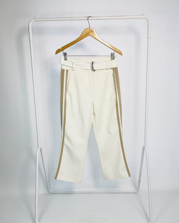 Calça off white com listras bege nas laterais e cinto ANIMALE - 40 * nunca usada* - VENDIDO SISTEMA OTO