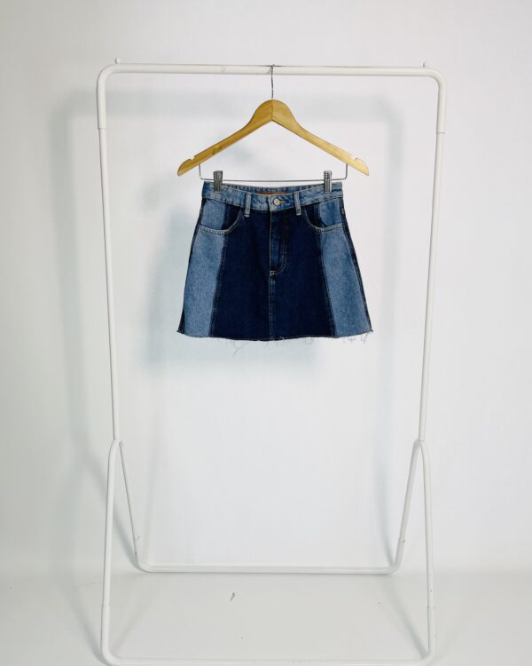 Saia curta jeans duas lavagens GARAGE - 34