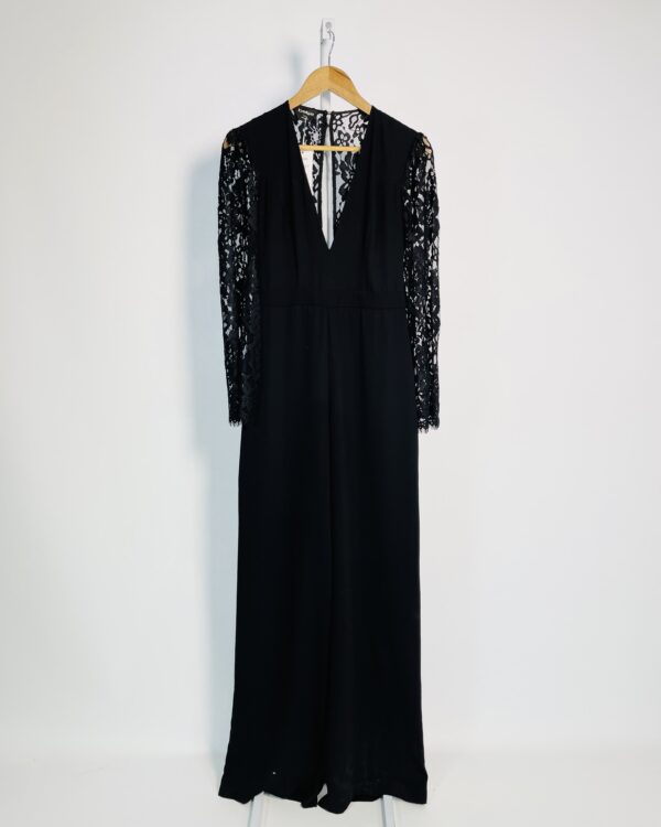 Macacão preto com manga longa rendado BEBE - 36 - VENDIDO SISTEMA OTO