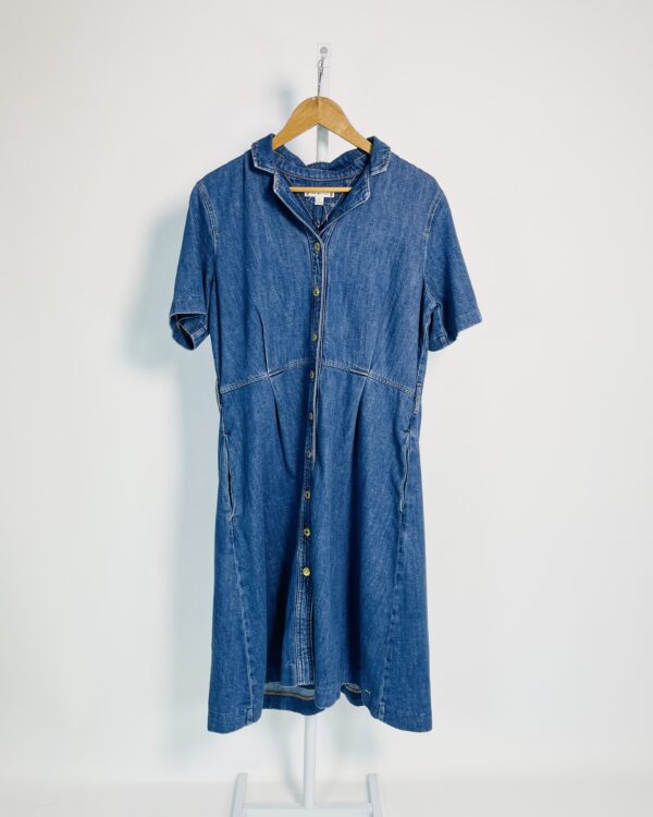 Vestido jeans midi com botões dourados TOMMY HILFIGER - G *nunca usado* - VENDIDO SISTEMA OTO