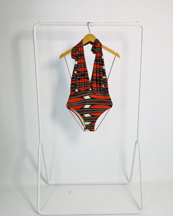 Maio vermelho com estampa bege e off white SALINAS - M - VENDIDO SISTEMA OTO