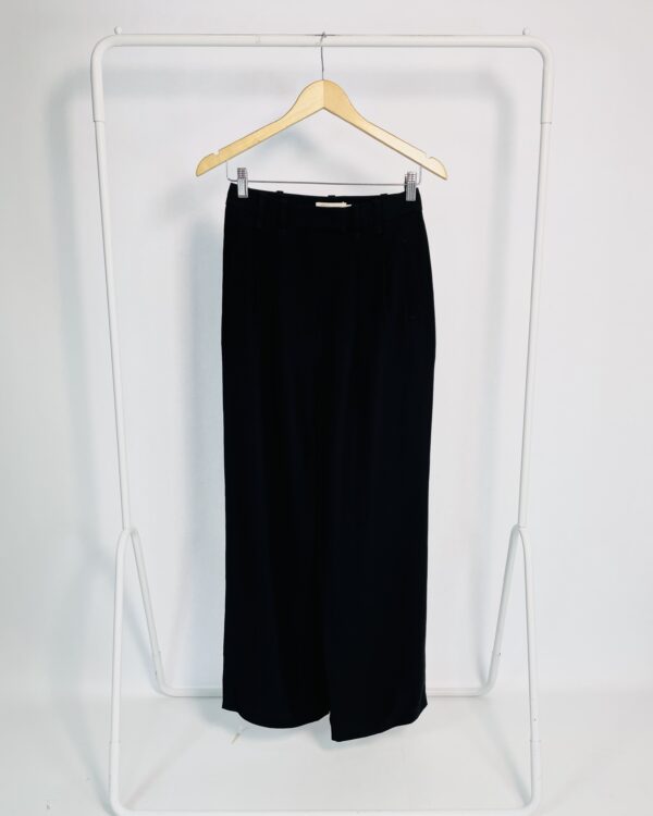 Calça preta pregas na frente cintura alta (CALÇA DIDA) NV - 34 - VENDIDO SISTEMA OTO