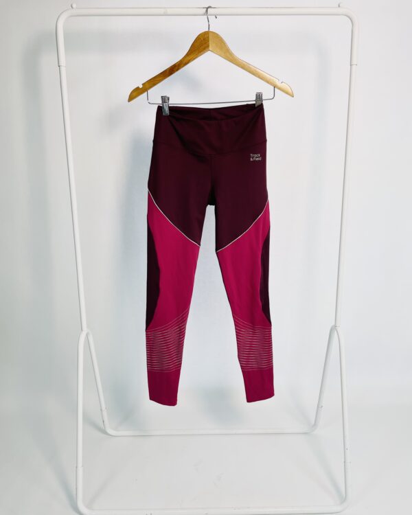Calça legging bordô com estampa verde TRACK & FIELD - P