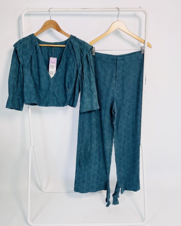 Conjunto blusa e calça verde escuro de laise IORANE - 42