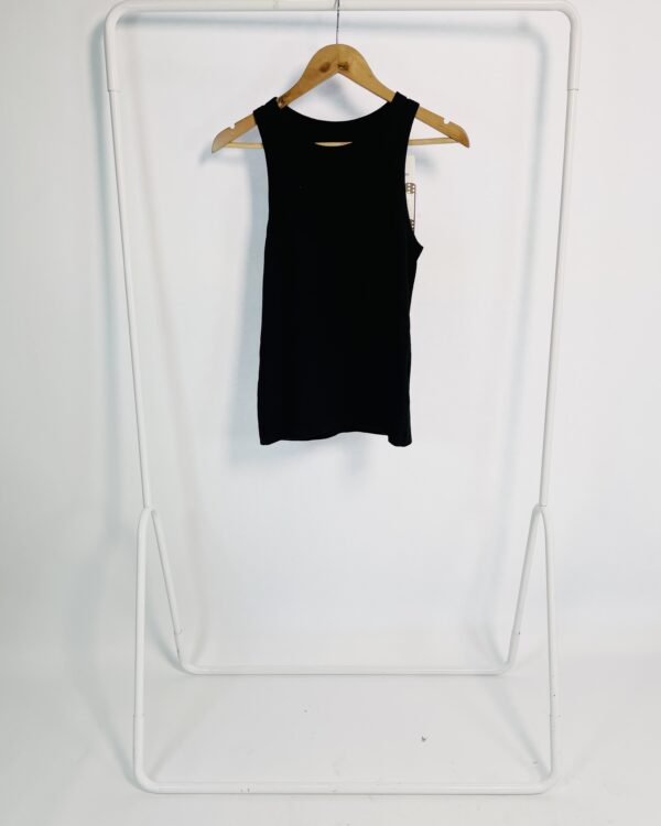 Regata preta malha canelada CAROL BASSI - M * nunca usado*