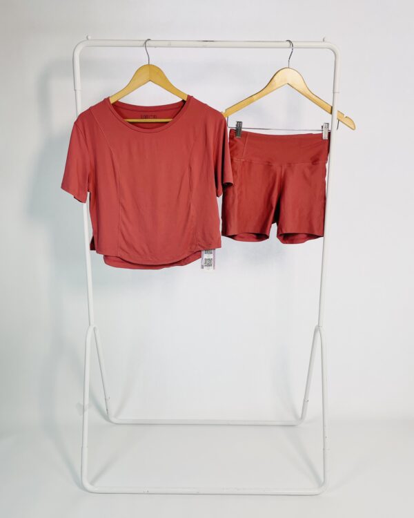 Conjunto rosa blusa e short LIVE - M