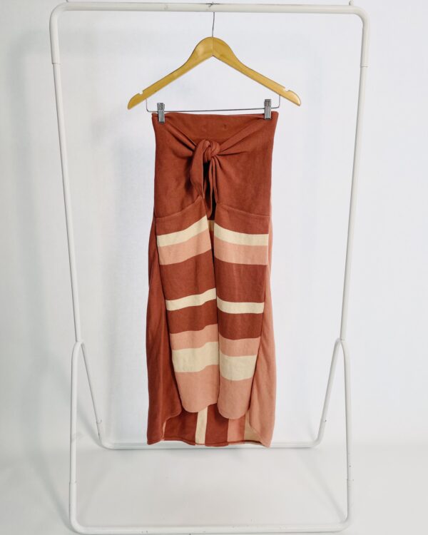 Saia midi tricot listras em tons de rosa com sobreposição MISSINCLOF - P