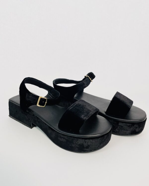 Papete preta veludo salto quadrado MANOLITA - 38 *nunca usado*