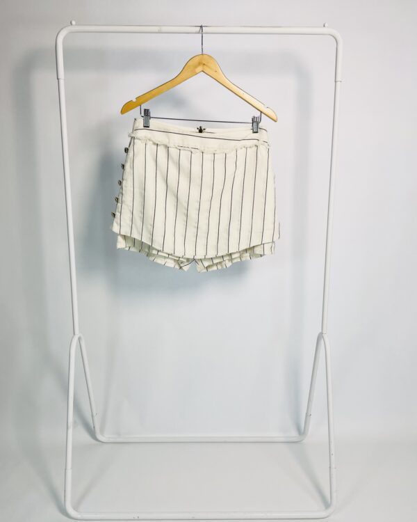 Short e saia linho branco com linhas azul marinho LE LIS BLANC - 40