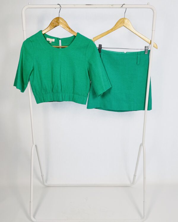 Conjunto saia curta e blusa verde AGILITÁ - 34