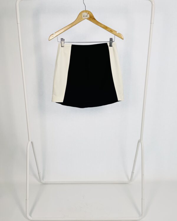 Saia curta p&b NV - 34