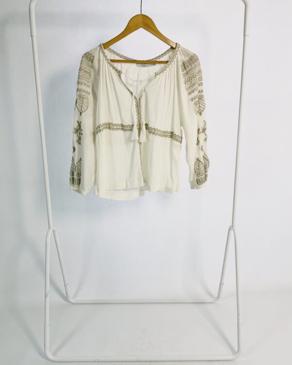 Blusa bata branca com bordados pratas ATEEN - 36