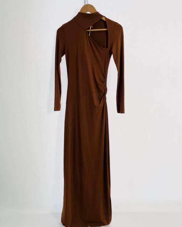 Vestido malha marrom com recorte no decote e na lateral OASIS RESORT WEAR - PP *nunca usada*