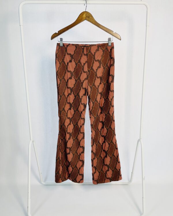 Calça tons terrosos com bordados ponto cruz VIX - 36