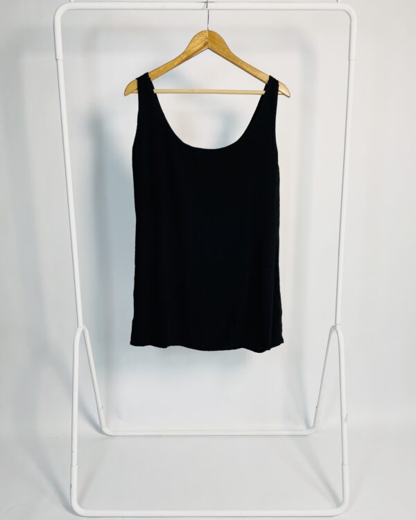 Vestido preto de alça LOJA TRÊS -M