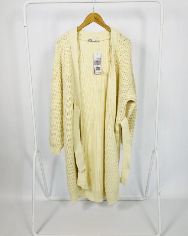 Cardigan bege crochet alongado ZARA - P