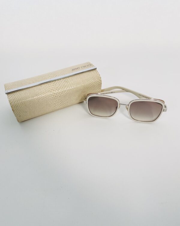 Óculos de sol com armação off white detalhe nas laterais JIMMY CHOO