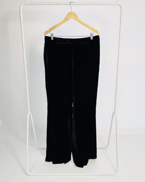 Calça preta veludo ANIMALE -  42 - VENDIDO SISTEMA OTO