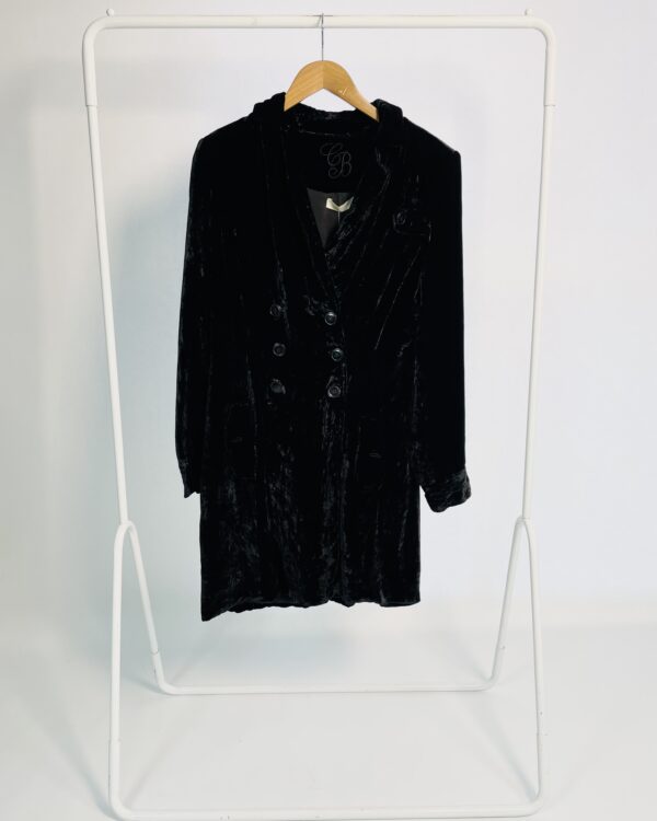 Casaco sobretudo veludo preto com botões CRIS BARROS - 42