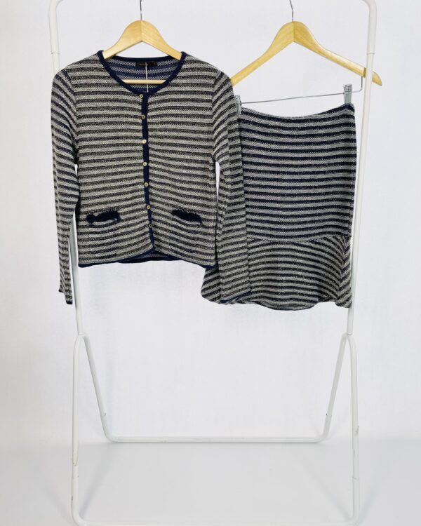 Conjunto casaqueto Fio Lurex dourado e Azul com Bolsos e Saia