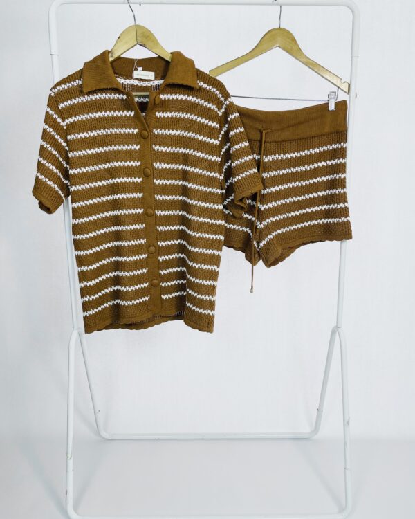 Conjunto camisa mangas curtas e short tricot marrom com listras brancas LES CLOCHES - 38