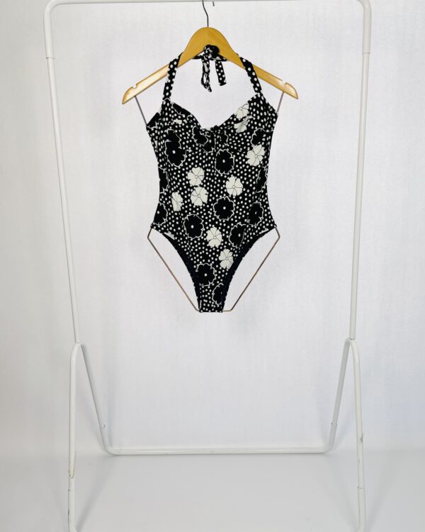 Maio Preto Com Poa e Flores Branca EMI Beachwear - G (Nunca usado)