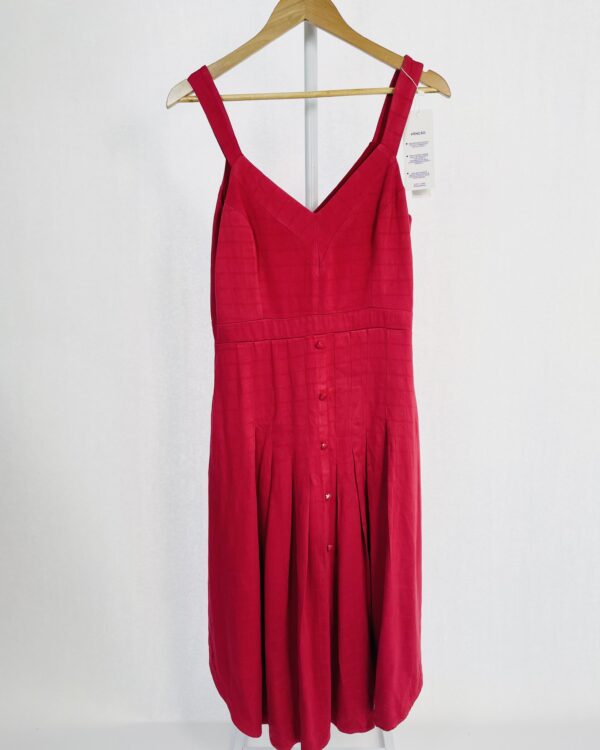 Vestido midi bordô botões na frente decote v - M