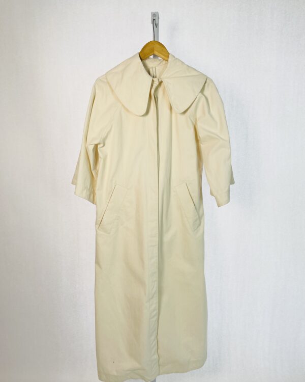 Treanch Coach Off White Aluf (Nunca usado)