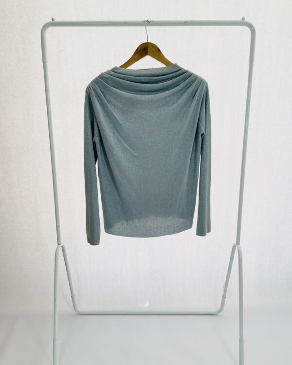 Blusa Manga Longa Prateado Brilho com Ombreira ZARA - P