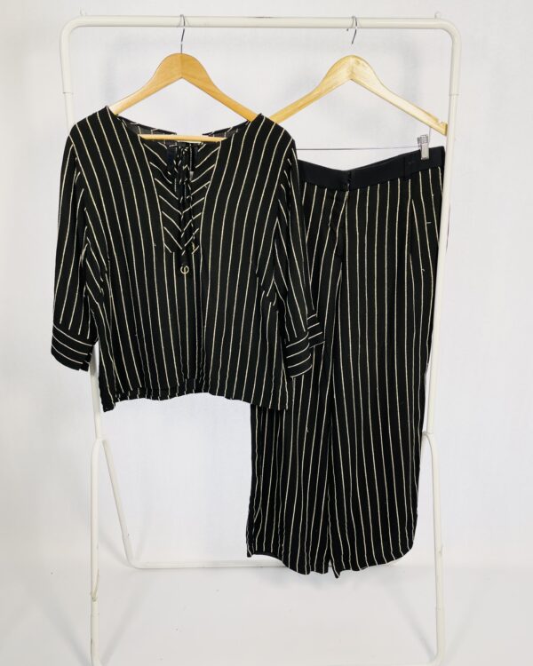 Conjunto Preta Listra Dourada LUCIDEZ - 42