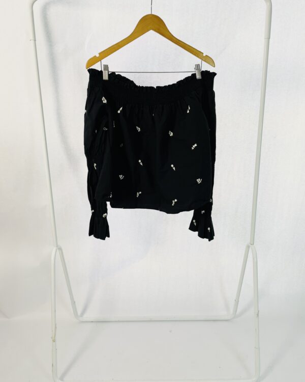 Bata algodao preta bordada ombro a ombro ZARA -P